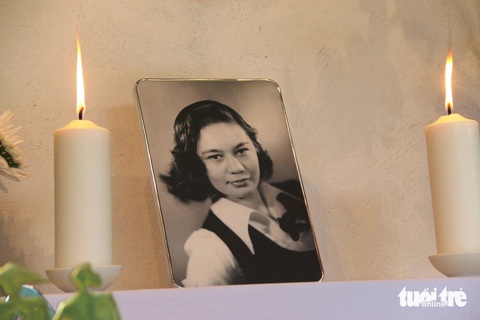 ‘Bà đỡ’ cho hai không gian nghệ thuật Lê Bá Đảng ở Huế qua đời- Ảnh 1. Di ảnh bà Myshu Lebadang - vợ của cố danh họa Lê Bá Đảng - Ảnh: NHẬT LINH