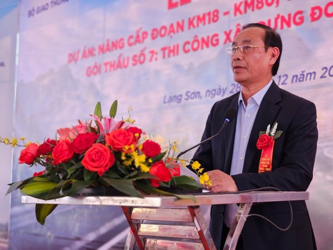 Ông Lê Đình Thọ - Thứ trưởng Bộ Giao thông Vận tải - Ảnh: MINH TÙNG Ông Lê Đình Thọ - thứ trưởng Bộ Giao thông vận tải - Ảnh: MINH TÙNG