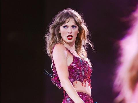 Tiết lộ nguyên nhân fan nữ chết ở concert của Taylor Swift- Ảnh 1. Taylor Swift tại tour diễn