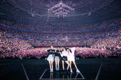 Born Pink World Tour của BlackPink thu hút gần 2 triệu khán giả. Ảnh: BlackPink Official. Born Pink World Tour của BlackPink thu hút gần 2 triệu khán giả - Ảnh: BlackPink Official