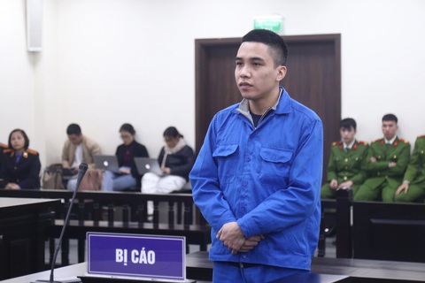 Cựu cảnh sát giao thông bắt cóc bé trai ở Hà Nội lãnh 20 năm tù- Ảnh 1. Bị cáo Nguyễn Đức Trung trong phiên tòa sáng nay 29-12 - Ảnh: DANH TRỌNG