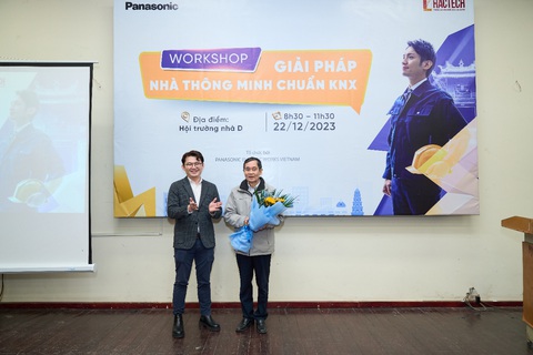 Một năm đóng góp phát triển giáo dục của Panasonic Electric Works- Ảnh 2. Một năm đóng góp phát triển giáo dục của Panasonic Electric Works- Ảnh 2.