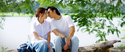 Nhan Phúc Vinh (vai Phong) và Hoàng Thùy Linh (vai Yến) trong phim Không ngại cưới chỉ cần một lý do - Ảnh: ĐPCC Nhan Phúc Vinh (vai Phong) và Hoàng Thùy Linh (vai Yến) trong phim Không ngại cưới chỉ cần một lý do - Ảnh: ĐPCC