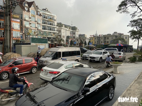 Chuyên gia: Công trình hơn 200 phòng khách sạn trong Vườn quốc gia Tam Đảo là rất lớn- Ảnh 2. Một góc thị trấn Tam Đảo - Ảnh: QUANG THẾ