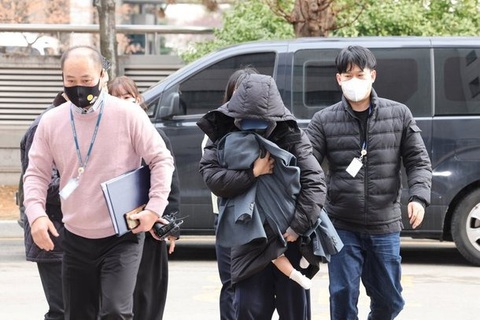 Người phụ nữ đã bị Tòa án quận Incheon ban hành lệnh bắt giữ vì lo ngại bỏ trốn hoặc tiêu hủy bằng chứng trong vụ Lee Sun Kyun - Ảnh: News1 Người phụ nữ đã bị Tòa án quận Incheon ban hành lệnh bắt giữ vì lo ngại bỏ trốn hoặc tiêu hủy bằng chứng trong vụ Lee Sun Kyun - Ảnh: News1