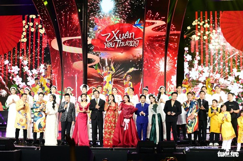 Live show dài 5 tiếng rưỡi của Như Quỳnh như một đêm tạp kỹ- Ảnh 7. Toàn bộ những nghệ sĩ tham gia live show
