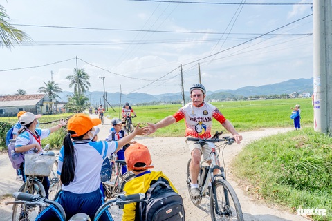 Sự thân thiện của người dân hấp dẫn những khách du lịch Úc quay lại Việt Nam một lần nữa Sự thân thiện của người dân hấp dẫn những khách du lịch Úc quay lại Việt Nam một lần nữa