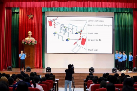 Trường Đại học Quy Nhơn: nỗ lực tạo lập môi trường học tập lý tưởng cho sinh viên- Ảnh 3. Tại QNU, nhiều