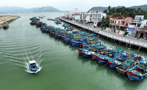 Thị xã Sông Cầu, đô thị biển phía bắc tỉnh Phú Yên - Ảnh: DƯƠNG THANH XUÂN Thị xã Sông Cầu, đô thị biển phía bắc tỉnh Phú Yên - Ảnh: DƯƠNG THANH XUÂN