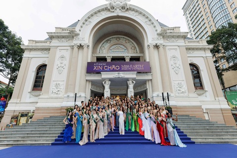 Các thí sinh tham gia hoạt động đầu tiên trong khuôn khổ Miss Earth 2023 - Ảnh: Cao Minh Mẫn Các thí sinh tham gia hoạt động đầu tiên trong khuôn khổ Miss Earth 2023 - Ảnh: Cao Minh Mẫn