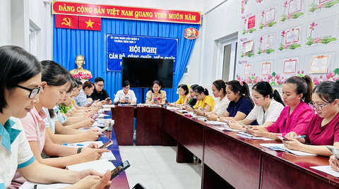 10 thí sinh thi thuyết trình cán bộ tham mưu tốt - dân vận khéo- Ảnh 1. Nhiều cơ sở đã tổ chức phần thi trực tuyến của hội thi cán bộ Tham mưu tốt - Dân vận khéo năm 2023 tại đơn vị - Ảnh: BTC