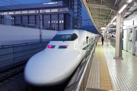 Đường sắt cao tốc Bắc - Nam tốc độ 350km/h, đề xuất 'cơ chế đặc thù đặc biệt cả gói'- Ảnh 1. Xây dựng chính sách đặc thù đặc biệt cả gói cho dự án đường sắt tốc độ cao trên trục Bắc - Nam - Ảnh: T.PHÙNG