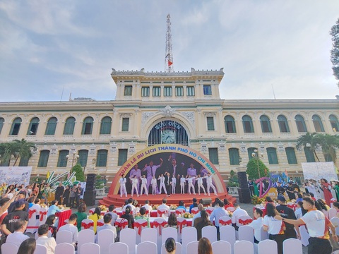 Hơn 100 đại sứ Tuần lễ du lịch TP.HCM đưa hình ảnh du lịch Việt Nam đi khắp năm châu- Ảnh 3. Tuần lễ du lịch năm nay nhằm khuyến khích hệ sinh thái du lịch tăng cường ứng dụng những giải pháp xanh - Ảnh: N.BÌNH