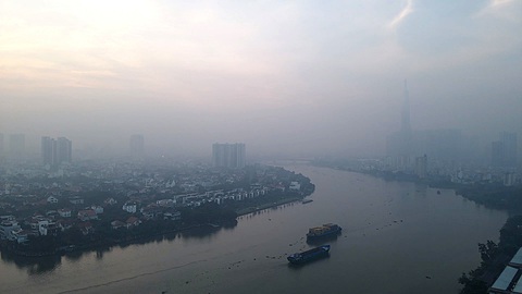 Sương mù tại TP.HCM - Ảnh: L.PHAN Sương mù tại TP.HCM - Ảnh: L.PHAN