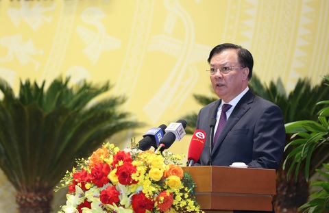 Lãnh đạo Quốc hội đề nghị Hà Nội lấy phiếu tín nhiệm cần tránh hình thức- Ảnh 1. Bí thư Thành ủy Hà Nội Đinh Tiến Dũng phát biểu chỉ đạo tại kỳ họp - Ảnh: QUANG VIỄN