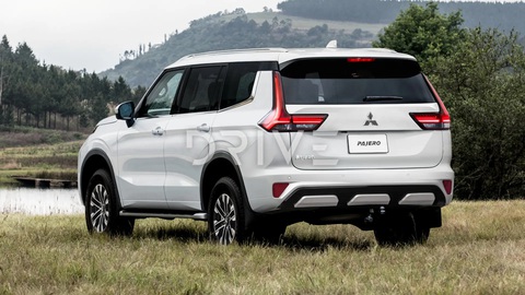 Dự đoán thiết kế Mitsubishi Pajero có thể ra mắt cuối năm 2024: Ngày càng đẹp hơn- Ảnh 3. Mitsubishi không còn phải chịu sức ép tài chính nhiều như giai đoạn họ buộc phải gia nhập liên minh Renault - Nissan, nên hãng có thể tự phát triển Pajero mới - Ảnh: Drive