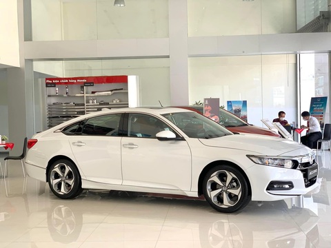 Tin tức giá xe: Honda Accord giảm kỷ lục 220 triệu, vẫn đắt hơn đối thủ- Ảnh 5. Động cơ 1.5L tăng áp trên Honda Accord tương tự CR-V. Động cơ này cho công suất 188 mã lực, mô-men xoắn 260 Nm, kết hợp số vô cấp CVT - Ảnh: Đại lý Honda/Facebook