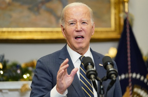 Tổng thống Mỹ Joe Biden cảnh báo không để Nga chiến thắng ở Ukraine - Ảnh: REUTERS Tổng thống Mỹ Joe Biden cảnh báo không để Nga chiến thắng ở Ukraine - Ảnh: REUTERS