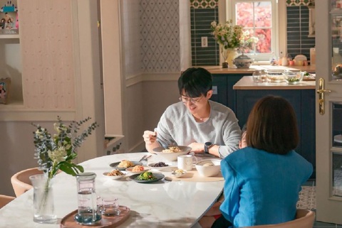 SỐC: Lộ hình ảnh Jang Nara ôm ấp 'chồng cũ' cực ngọt ngào- Ảnh 1. SỐC: Lộ hình ảnh Jang Nara ôm ấp 'chồng cũ' cực ngọt ngào- Ảnh 1.