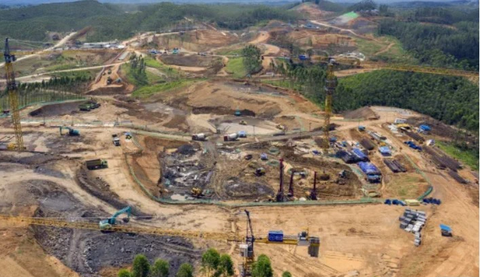 Các tỉ phú Indonesia 'xếp hàng' để đầu tư vào thủ đô mới- Ảnh 5. Thủ đô mới Nusantara đang được hoàn thiện hạ tầng - Ảnh: BLOOMBERG