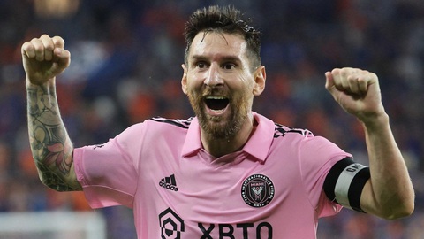 Áo đấu Messi lọt top sản phẩm thời trang hàng đầu năm 2023- Ảnh 1. Áo đấu Messi lọt top những sản phẩm thời trang hàng đầu năm 2023 - Ảnh: Getty