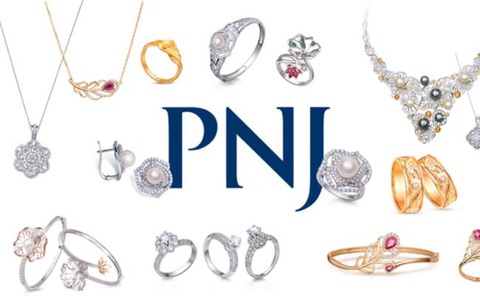 Chiếc nhẫn cưới PNJ còn lại- Ảnh 1. PNJ đã được nhiều cặp vợ chồng chọn mua những chiếc nhẫn cưới, minh chứng cho tình yêu lứa đôi - Ảnh: PNJ