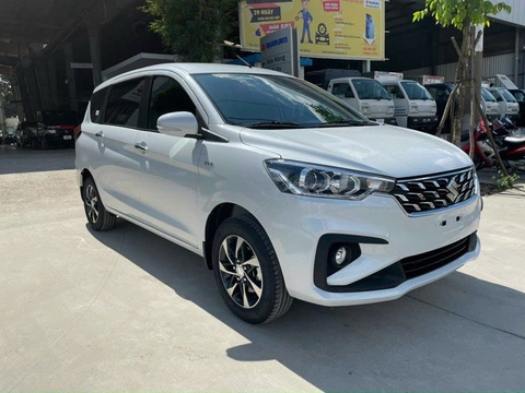 Tin tức giá xe: Suzuki Ertiga Hybrid lần đầu về mốc 478 triệu đồng- Ảnh 1. Suzuki Ertiga Hybrid giảm giá kỷ lục - Ảnh minh họa: Đại lý Suzuki/Facebook