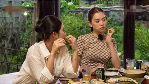 Hoa hậu Tiểu Vy ấm ức vì bị nói xấu, bạo lực mạng, Trường Giang hết lời an ủi- Ảnh 2. Tiểu Vy bất ngờ trải lòng chuyện bị bạo lực mạng