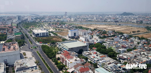 Một góc phía nam TP Tuy Hòa (Phú Yên) nhìn từ trên cao - Ảnh: D.TH. Một góc phía nam TP Tuy Hòa (Phú Yên) nhìn từ trên cao - Ảnh: D.TH.