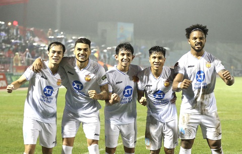 Vòng 5 V-League 2023 - 2024: Nóng bỏng sân Thiên Trường- Ảnh 3. CLB Thép xanh Nam Định đang có phong độ ấn tương tại V-League 2023-2024 - Ảnh: TXND