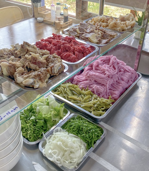 Đưa atisô vào phở Việt- Ảnh 6. Thành phần chính của tô phở atisô - Ảnh: M.V.
