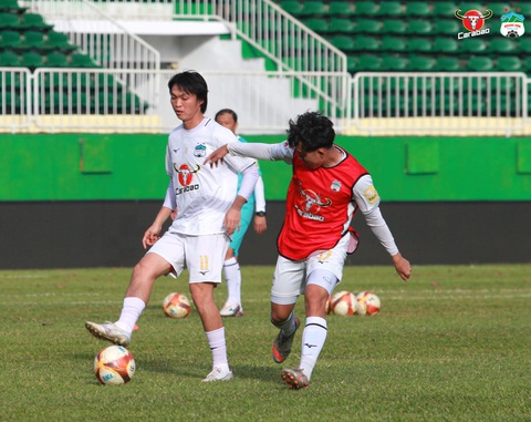 Nhà tài trợ của Hoàng Anh Gia Lai tỏ thiện chí để CLB có thể dự V-League - Ảnh 1. Nhà tài trợ của Hoàng Anh Gia Lai tỏ thiện chí để CLB có thể dự V-League - Ảnh 1.