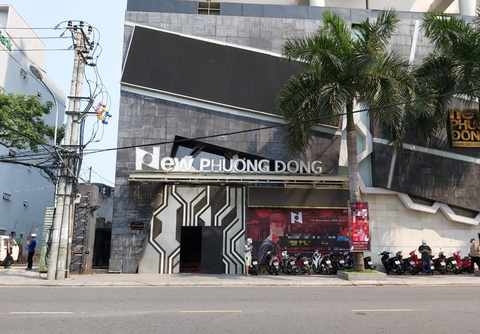 Đà Nẵng: Cảnh sát đột kích vũ trường New Phương Đông, nhiều dân chơi ma túy ‘gãy cánh’ - Ảnh 2. Đà Nẵng: Cảnh sát đột kích vũ trường New Phương Đông, nhiều dân chơi ma túy ‘gãy cánh’ - Ảnh 2.