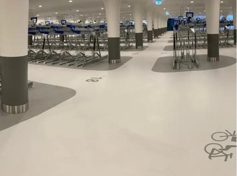 Khám phá nhà để xe đạp ngầm đẹp nhất thế giới ở Amsterdam - Ảnh 8. Khám phá nhà để xe đạp ngầm đẹp nhất thế giới ở Amsterdam - Ảnh 8.
