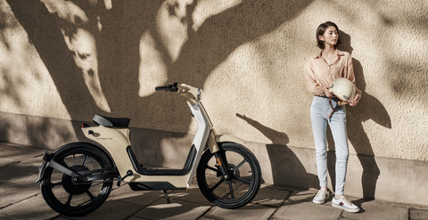 Xe điện Honda Cub E sáng cửa bán tại Việt Nam, nhiều chi tiết hiện đại hợp nữ giới- Ảnh 1. Xe điện Honda Cub E sáng cửa bán tại Việt Nam, nhiều chi tiết hiện đại hợp nữ giới- Ảnh 1.