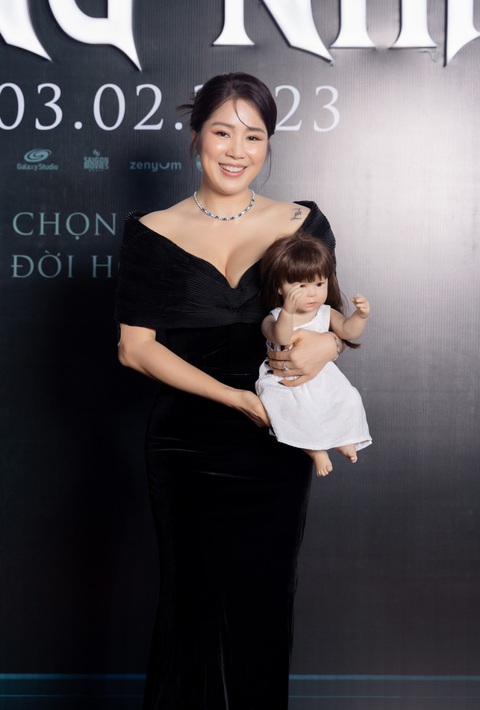Lê Phương: Lúc tôi diễn cảnh nóng chồng đang đi tán gẫu - Ảnh 2. Lê Phương: Lúc tôi diễn cảnh nóng chồng đang đi tán gẫu - Ảnh 2.