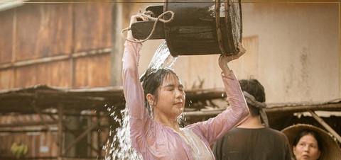 Chị chị em em 2: Ngọc Trinh khỏa thân và thông điệp bất ổn - Ảnh 1. Chị chị em em 2: Ngọc Trinh khỏa thân và thông điệp bất ổn - Ảnh 1.
