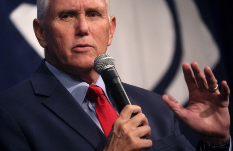 Cựu phó tổng thống Mike Pence bị triệu tập để điều tra ông Trump - Ảnh 1. Cựu phó tổng thống Mike Pence bị triệu tập để điều tra ông Trump - Ảnh 1.