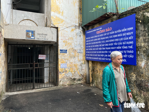 Giải tỏa chung cư cũ nát ở Hà Nội, sắp đối thoại lần cuối - Ảnh 2. Giải tỏa chung cư cũ nát ở Hà Nội, sắp đối thoại lần cuối - Ảnh 2.