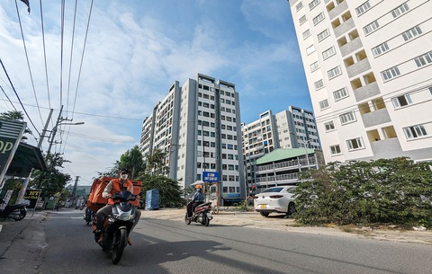 Nhà ở xã hội vẫn đắt hàng - Ảnh 1. Một dự án nhà ở xã hội quy mô lớn tại khu vực tây bắc Đà Nẵng đã hoàn thành giai đoạn 1 và đang tiếp tục đầu tư giai đoạn 2 - Ảnh: TẤN LỰC