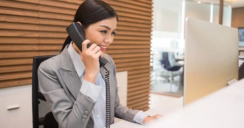 Nhân viên lễ tân và những kiến thức hữu ích trong nghề - Ảnh 2. Mức lương của nhân viên lễ tân dao động từ 6 – 10 triệu đồng/tháng - Ảnh: Internet