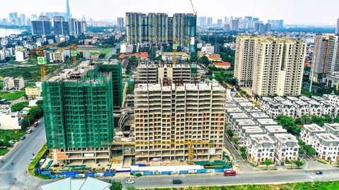 Tín dụng cần rót đúng những người có nhu cầu nhà ở - Ảnh 1. Bất động sản đang trong giai đoạn ảm đạm tại TP Thủ Đức (TP.HCM) - Ảnh: QUANG ĐỊNH
