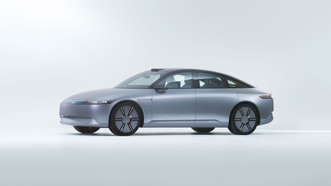 6 mẫu xe lạ đời ra mắt năm 2023: Ô tô Hyundai đi ngang như cua, xe BMW đổi màu - Ảnh 15. 6 mẫu xe lạ đời ra mắt năm 2023: Ô tô Hyundai đi ngang như cua, xe BMW đổi màu - Ảnh 15.