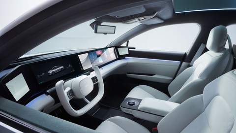 6 mẫu xe lạ đời ra mắt năm 2023: Ô tô Hyundai đi ngang như cua, xe BMW đổi màu - Ảnh 16. 6 mẫu xe lạ đời ra mắt năm 2023: Ô tô Hyundai đi ngang như cua, xe BMW đổi màu - Ảnh 16.