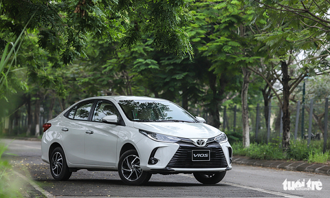 Toyota Vios giảm giá đẩy hàng tồn, chờ bản mới đòi lại ngôi vương tại Việt Nam - Ảnh 1. Toyota Vios giảm giá đẩy hàng tồn, chờ bản mới đòi lại ngôi vương tại Việt Nam - Ảnh 1.