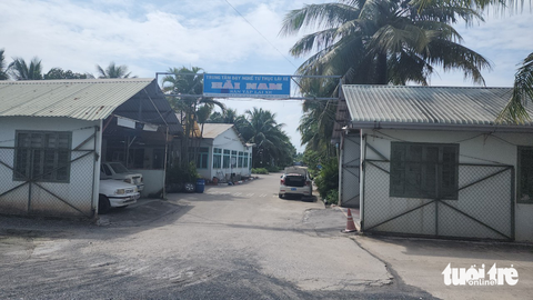 Cận cảnh sân tập lái ô tô xây lụi trên đất nông nghiệp ở Bình Chánh - Ảnh 7. Cận cảnh sân tập lái ô tô xây lụi trên đất nông nghiệp ở Bình Chánh - Ảnh 7.