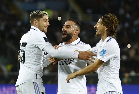 Real Madrid đăng quang sau trận chung kết kỷ lục - Ảnh 1. Real Madrid đăng quang sau trận chung kết kỷ lục - Ảnh 1.
