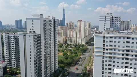 Đường phố Sài Gòn - Những ký ức thân thương - Kỳ 11: Mai Chí Thọ - con đường phát triển - Ảnh 1. Những dự án, căn hộ đắt tiền trên đồng cũ, rạch xưa - Ảnh: TỰ TRUNG
