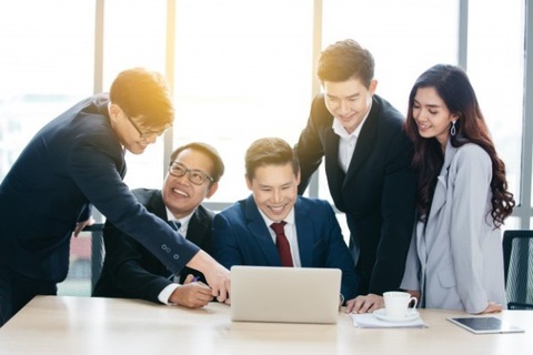 Chuyên viên tuyển dụng - Bạn cần biết gì về nghề này? (Phần 1/2) - Ảnh 1. Chuyên viên tư vấn tuyển dụng có vai trò quan trọng giúp bộ máy nhân sự trong công ty được vận hành liên tục - Ảnh: Internet