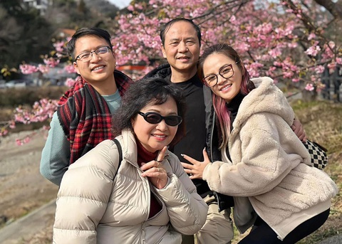 Ảnh vui sao Việt 13-2: Vợ chồng Tăng Thanh Hà tạo dáng vui nhộn - Ảnh 5. Ảnh vui sao Việt 13-2: Vợ chồng Tăng Thanh Hà tạo dáng vui nhộn - Ảnh 5.